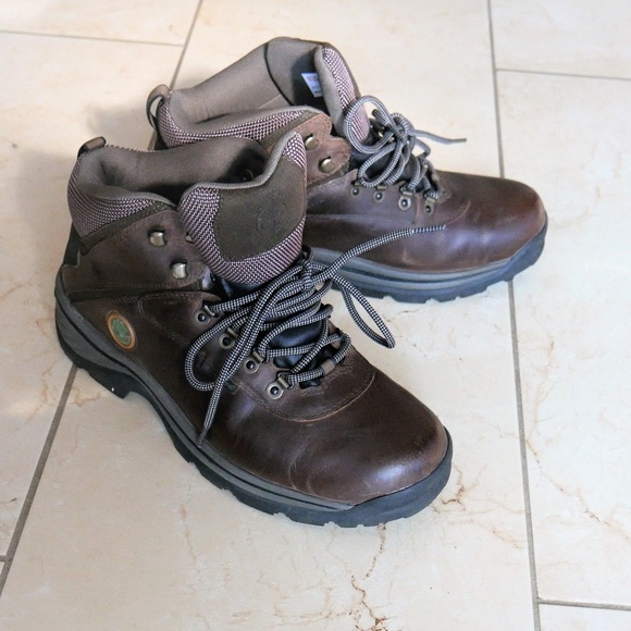 men's white ledge mid waterproof ankle boot